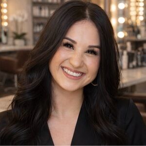 Meet your Posher, Clarissa